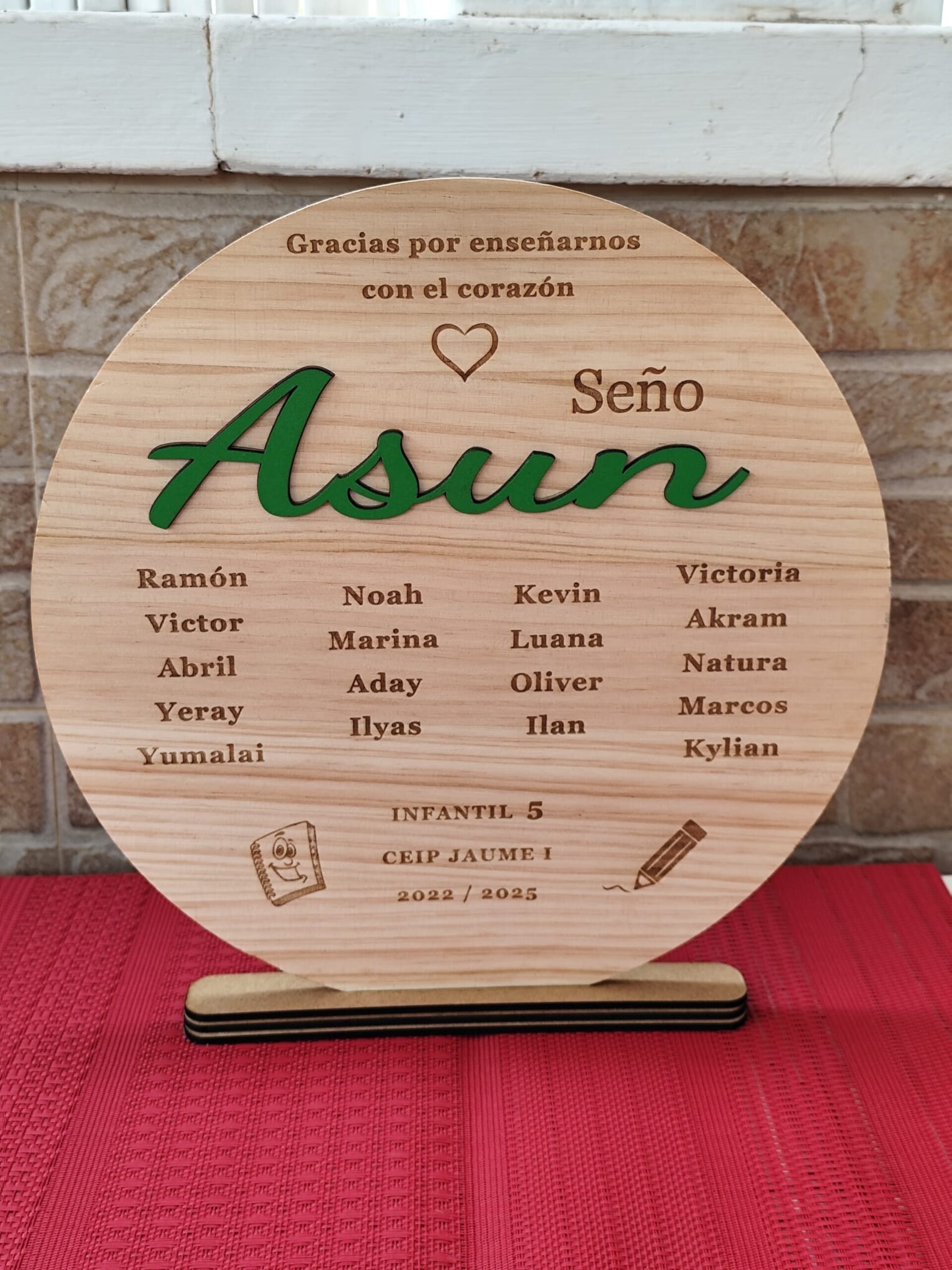 Placa de madera personalizada para profesores – Regalo fin de curso - 2
