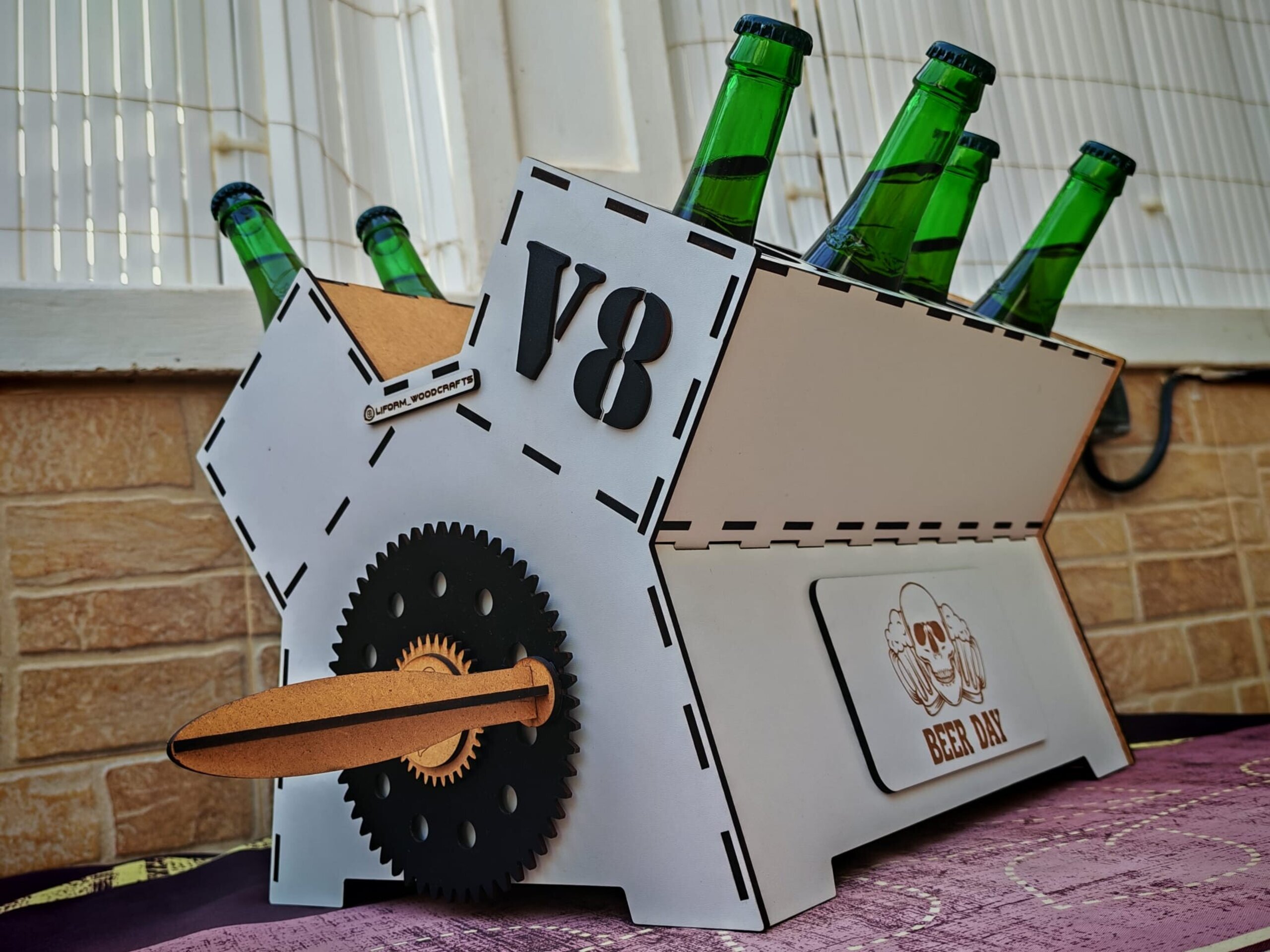 Soporte de madera V8 para botellas - 4