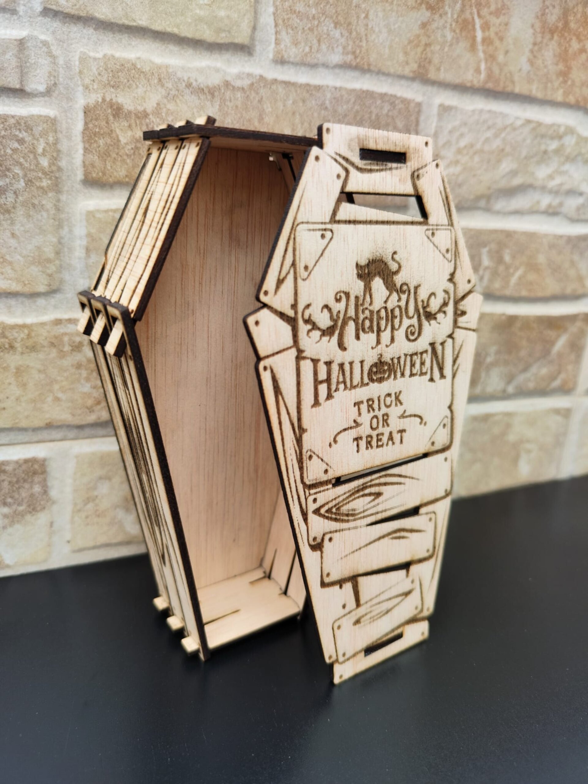 Caja en Forma de Ataúd – Guarda tus Golosinas de Halloween - 2