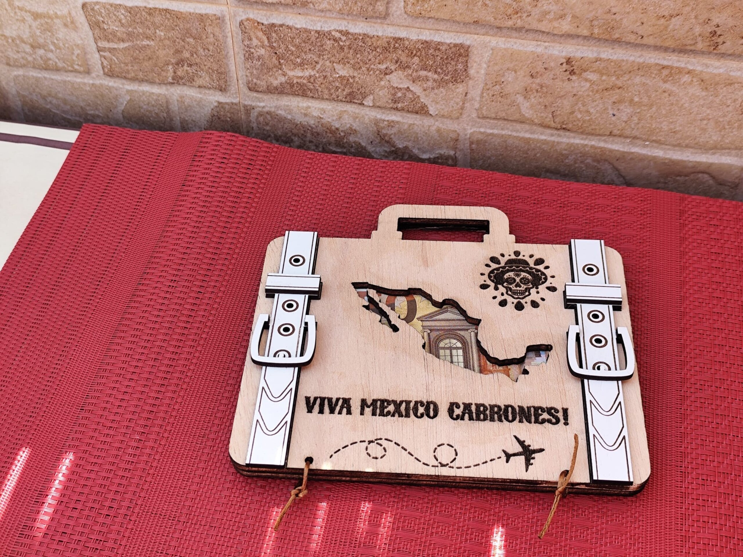 Maleta de madera personalizada para regalo de viaje - 2